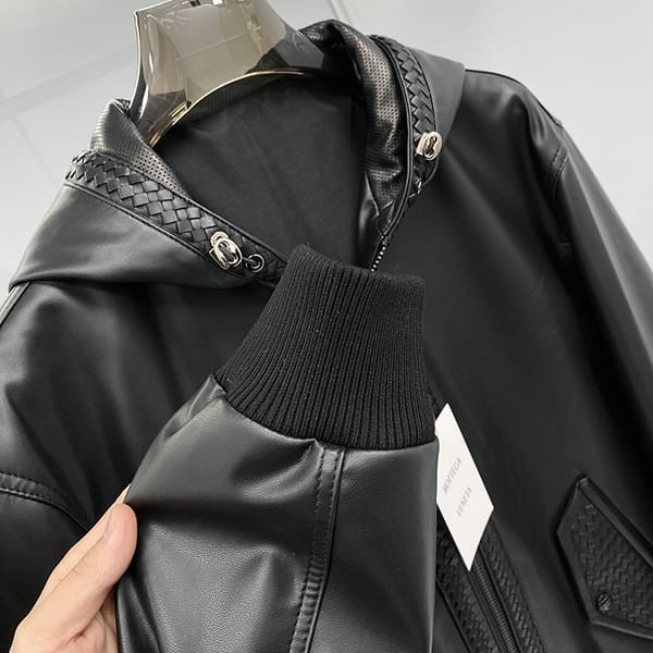 送料込ボッテガ ヴェネタ 偽物 ラム レザー アノラック プルオジャケット boi19208
